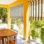 Vila Aliaj Luxury Apartment With 2 Rooms With Private Wonderful Terrace