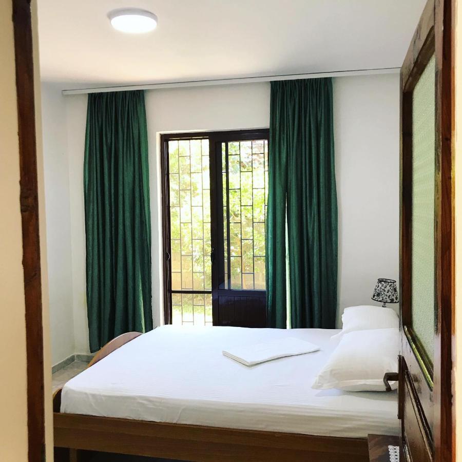 Vila Aliaj Luxury With 2 With Private Wonderful Terrace Appartamento *