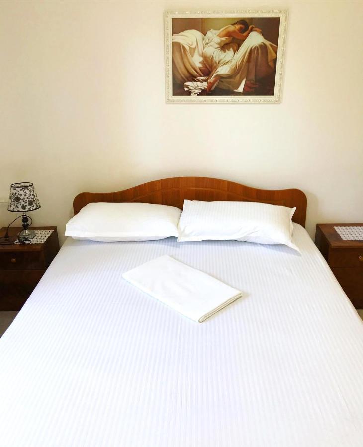Vila Aliaj Luxury With 2 With Private Wonderful Terrace Appartamento