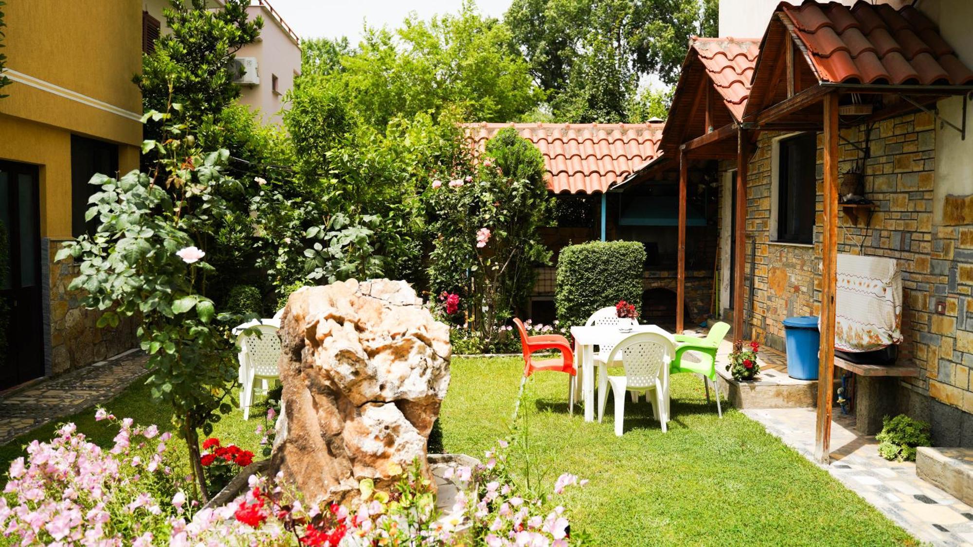 Vila Aliaj Luxury With 2 With Private Wonderful Terrace * Durrës